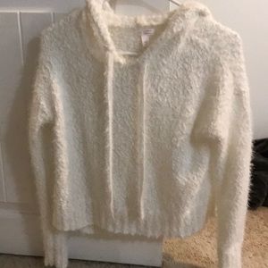 Super super soft Winter white sweater with hoodie